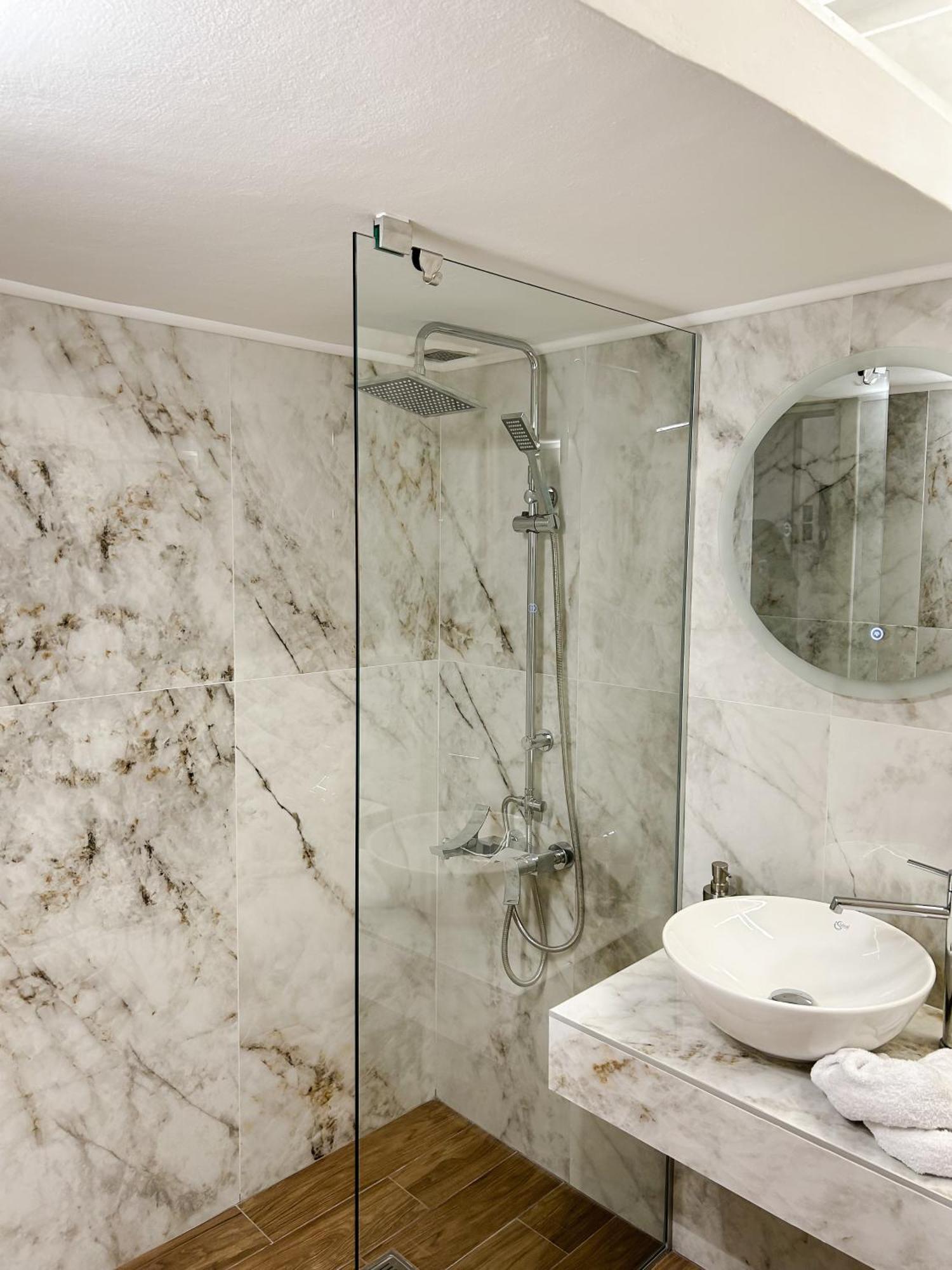 Hyperion Premium Suite Thessaloniki Exterior photo